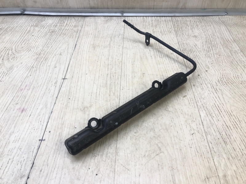 Топливная рейка TOYOTA PRIUS - 11 97-03 1NZ-FXE 1.5L 2381421040 Б/У