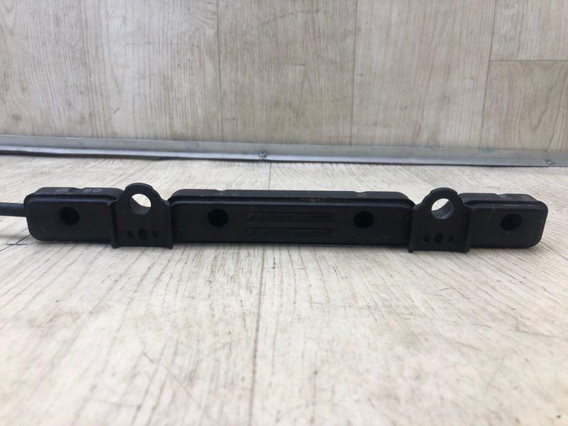 Топливная рейка PRIUS - 11 97-03 1NZ-FXE 1.5L