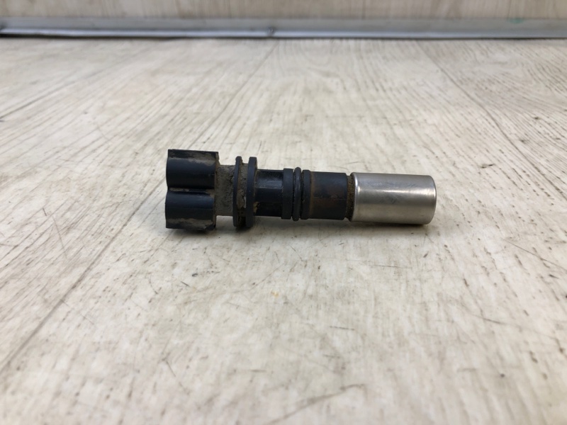 Датчик положения коленвала PRIUS - 11 97-03 1NZ-FXE 1.5L