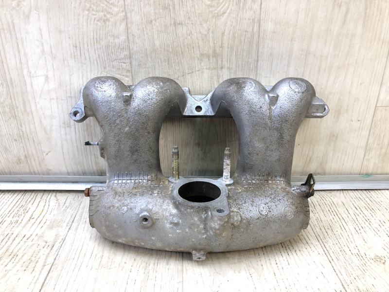 Коллектор впускной PRIUS - 11 97-03 1NZ-FXE 1.5L