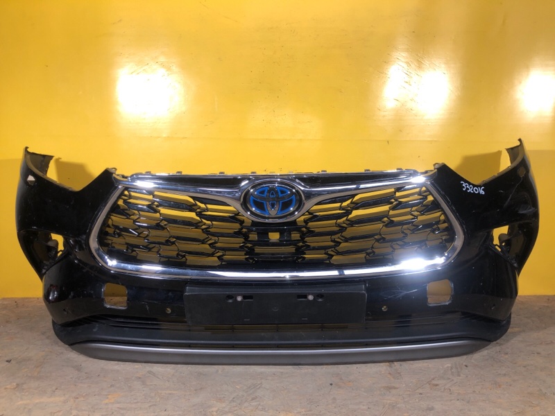 Запчасть бампер передний TOYOTA HIGHLANDER 2020- 52119-0E954 Б/У Бампер передний TOYOTA HIGHLANDER 2020- 52119-0E954 Б/У