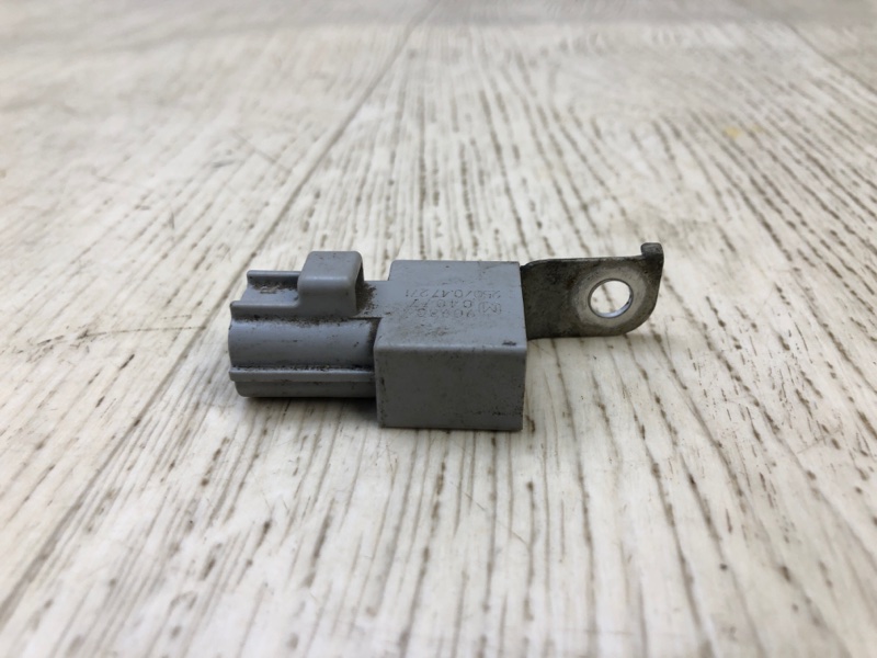 Конденсатор PRIUS - 11 97-03 1NZ-FXE 1.5L Конденсатор PRIUS - 11 97-03 1NZ-FXE 1.5L