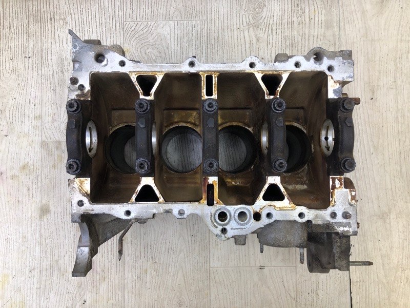 Блок двигателя PRIUS - 11 97-03 1NZ-FXE 1.5L