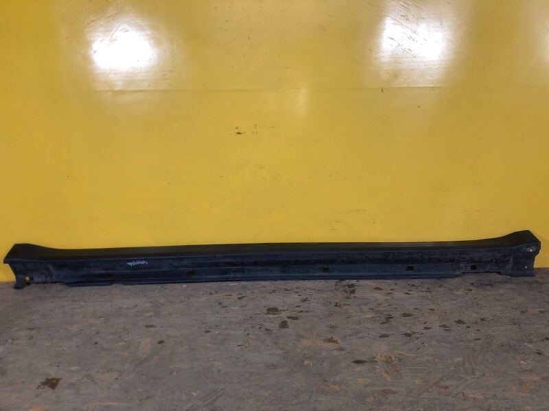 Накладка порога наружная правая SUBARU OUTBACK 09-14 BR 91112AJ10A Б/У