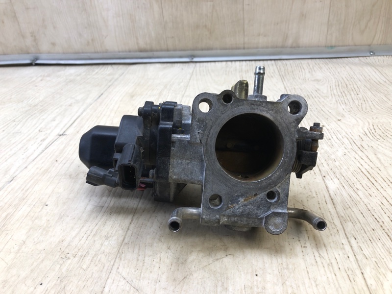 Дроссельная заслонка PRIUS - 11 97-03 1NZ-FXE 1.5L