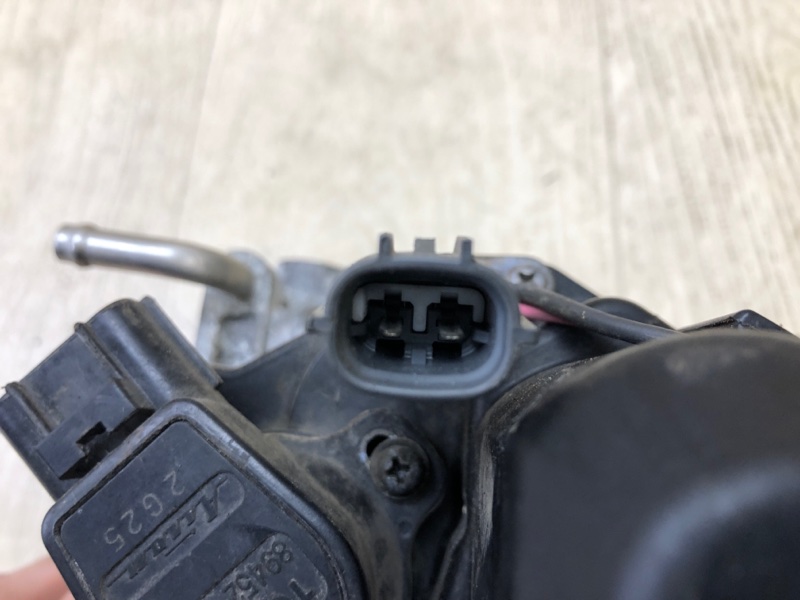 Дроссельная заслонка PRIUS - 11 97-03 1NZ-FXE 1.5L