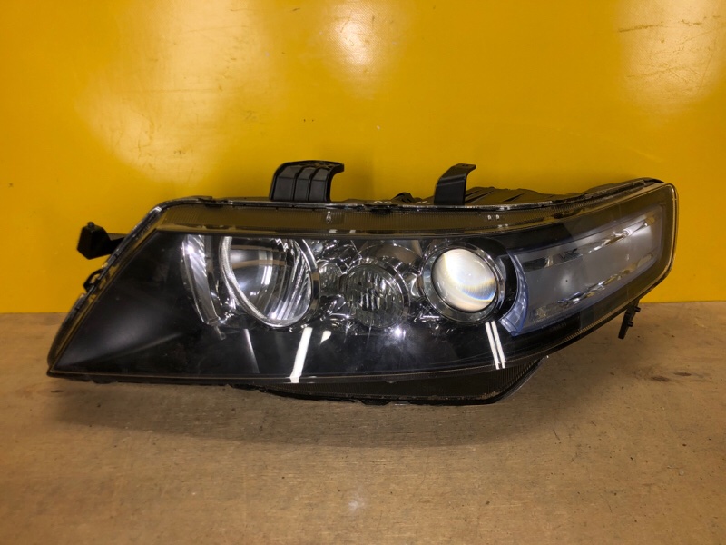 Запчасть фара левая HONDA ACCORD CL7 / TSX 03-08 33151SEAE53 Б/У Фара левая HONDA ACCORD CL7 / TSX 03-08 33151SEAE53 Б/У