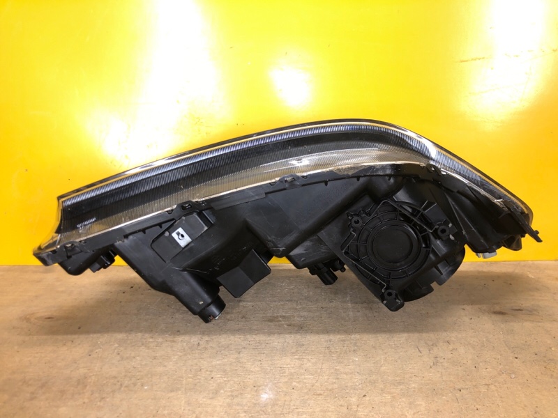 Фара левая ACCORD CL7 / TSX 03-08 Фара левая ACCORD CL7 / TSX 03-08