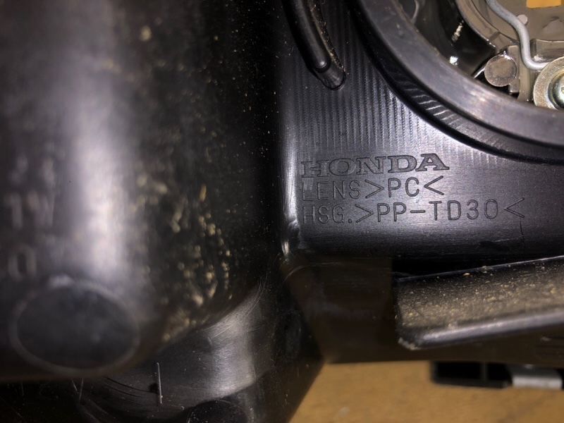 Фара левая ACCORD CL7 / TSX 03-08 Фара левая ACCORD CL7 / TSX 03-08