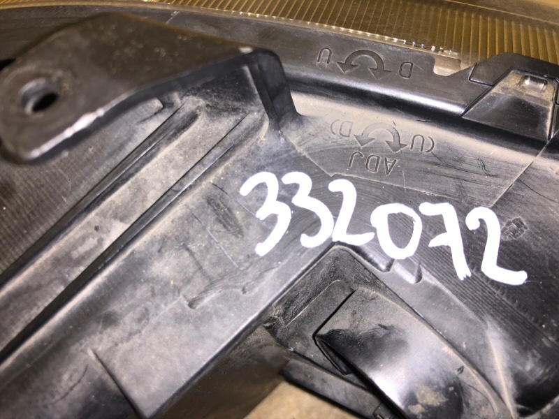 Фара левая ACCORD CL7 / TSX 03-08 Фара левая ACCORD CL7 / TSX 03-08