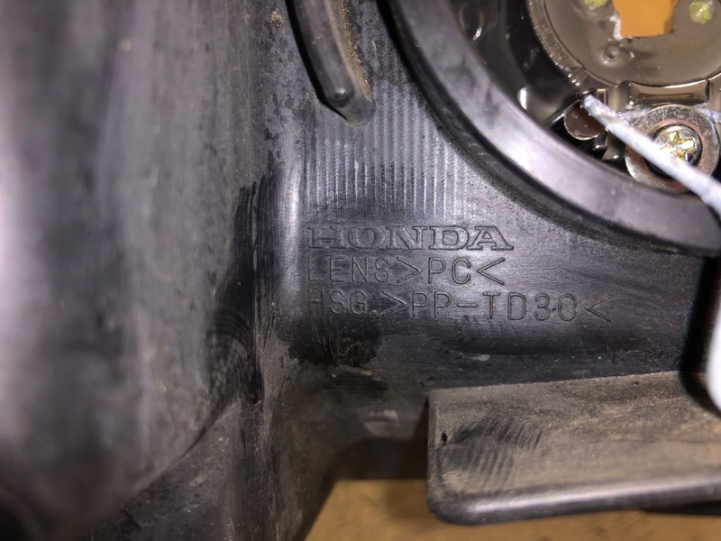 Фара левая ACCORD CL7 / TSX 03-08 Фара левая ACCORD CL7 / TSX 03-08