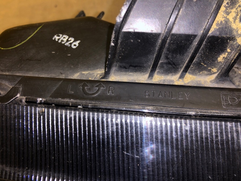 Фара левая ACCORD CL7 / TSX 03-08 Фара левая ACCORD CL7 / TSX 03-08