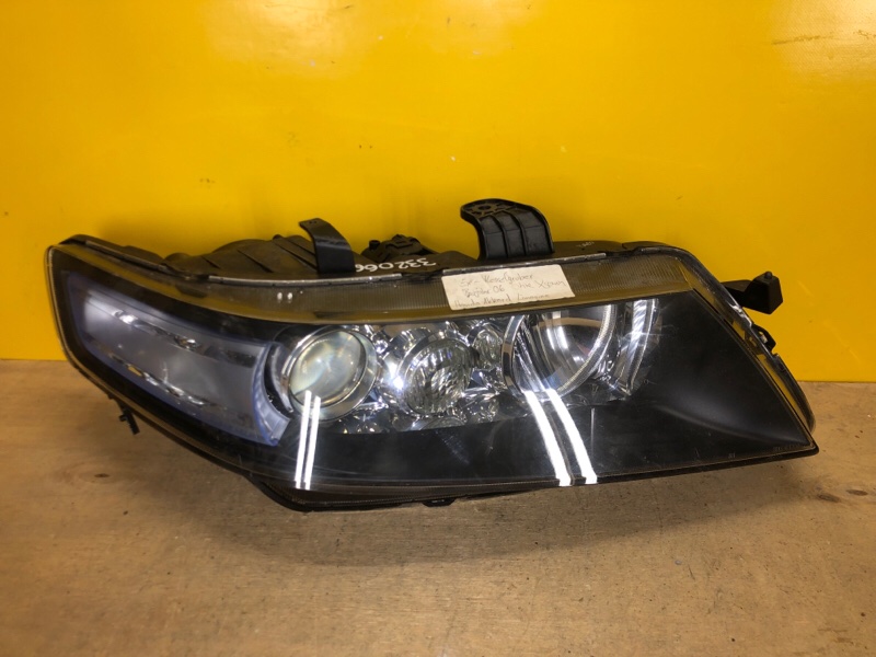 Запчасть фара правая HONDA ACCORD CL7 / TSX 03-08 33101SEAE53 Б/У Фара правая HONDA ACCORD CL7 / TSX 03-08 33101SEAE53 Б/У