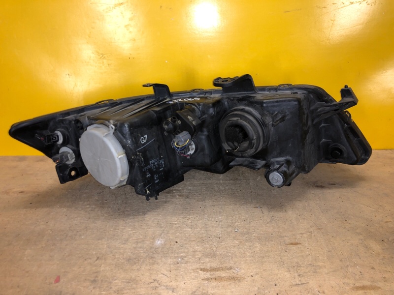 Фара левая ACCORD CL7 / TSX 03-08 Фара левая ACCORD CL7 / TSX 03-08