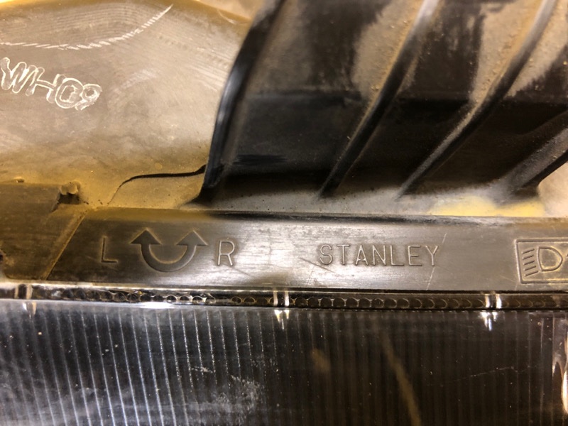 Фара левая ACCORD CL7 / TSX 03-08 Фара левая ACCORD CL7 / TSX 03-08