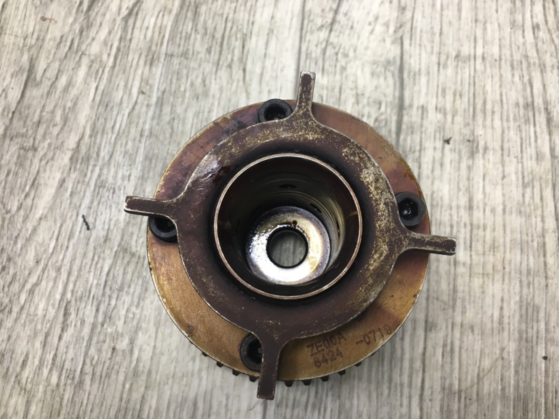 Шестерня впускного распредвала правая NISSAN QX56 / TITAN / ARMADA 04-16 VK56DE