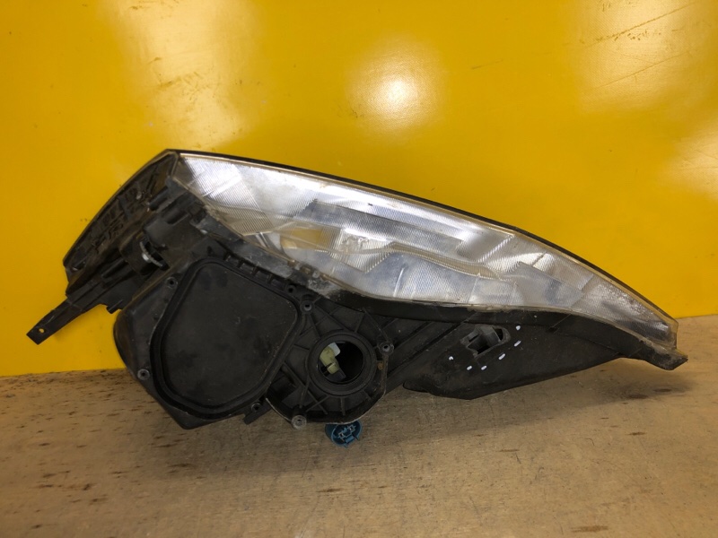 Фара правая CRV 06-12