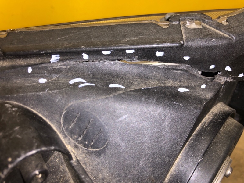 Фара правая CIVIC 4D 06-11 Фара правая CIVIC 4D 06-11