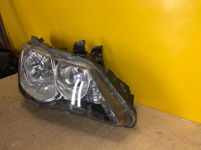 Фара правая CIVIC 4D 06-11