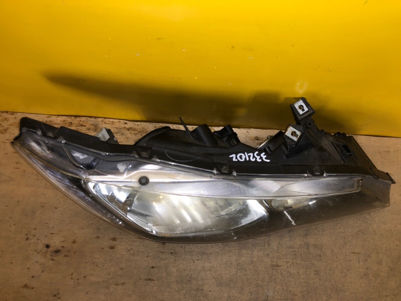 Фара правая CIVIC 4D 06-11 Фара правая CIVIC 4D 06-11