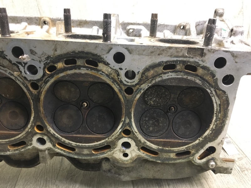 Головка блока цилиндров правая QX56 / TITAN / ARMADA 04-16 2008 VK56DE