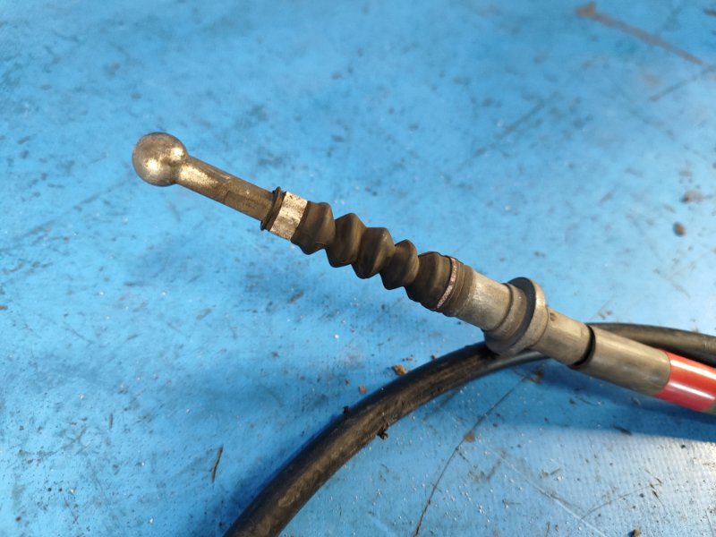 Трос стояночного тормоза задний правый PRIUS - 30 09-17 2012 ZVW30 1.8 2ZRFXE