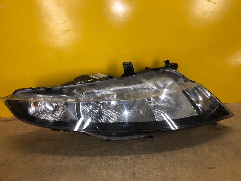 Фара правая HONDA CIVIC 5D 06-11 33101-SMG-G12 Б/У