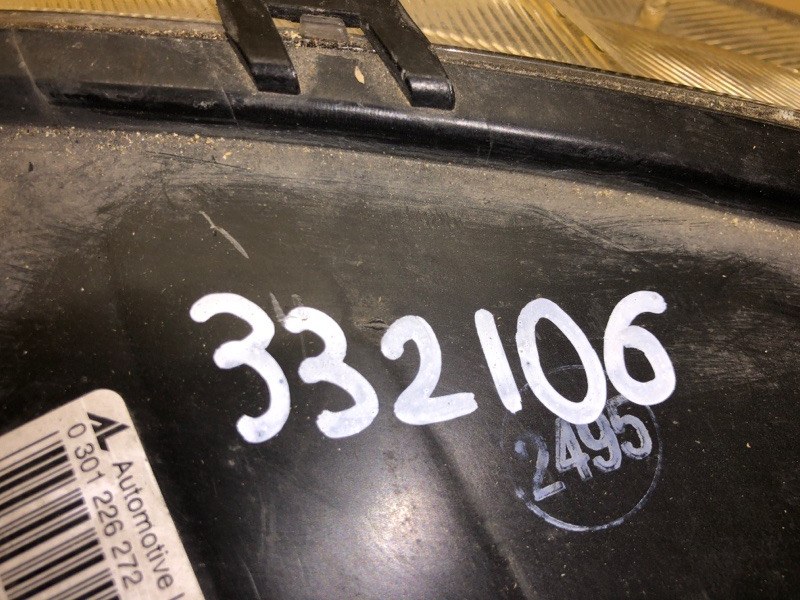 Фара правая CIVIC 5D 06-11