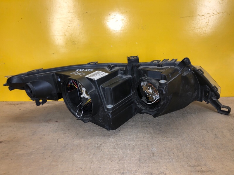 Фара левая CIVIC 5D 06-11