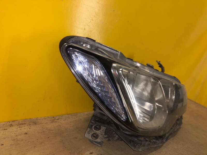 Фара правая HONDA CIVIC 4D 06-11