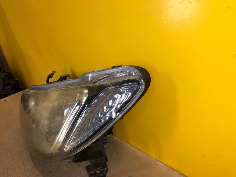 Фара левая CIVIC 4D 06-11 Фара левая CIVIC 4D 06-11