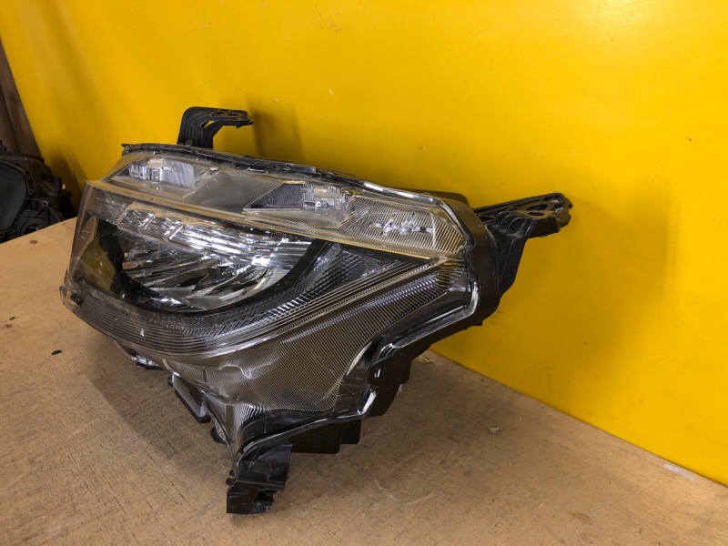 Фара левая CIVIC FC/FK 15- Фара левая CIVIC FC/FK 15-