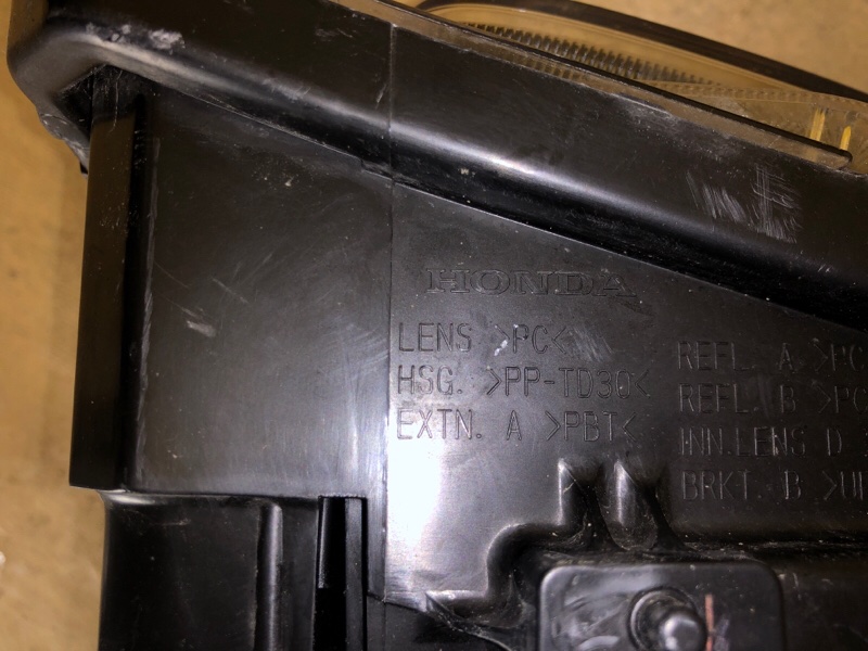 Фара левая CIVIC FC/FK 15- Фара левая CIVIC FC/FK 15-