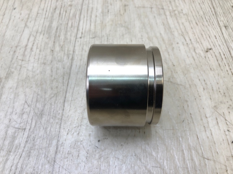 Поршень суппорта передний CAMRY 40 06-11