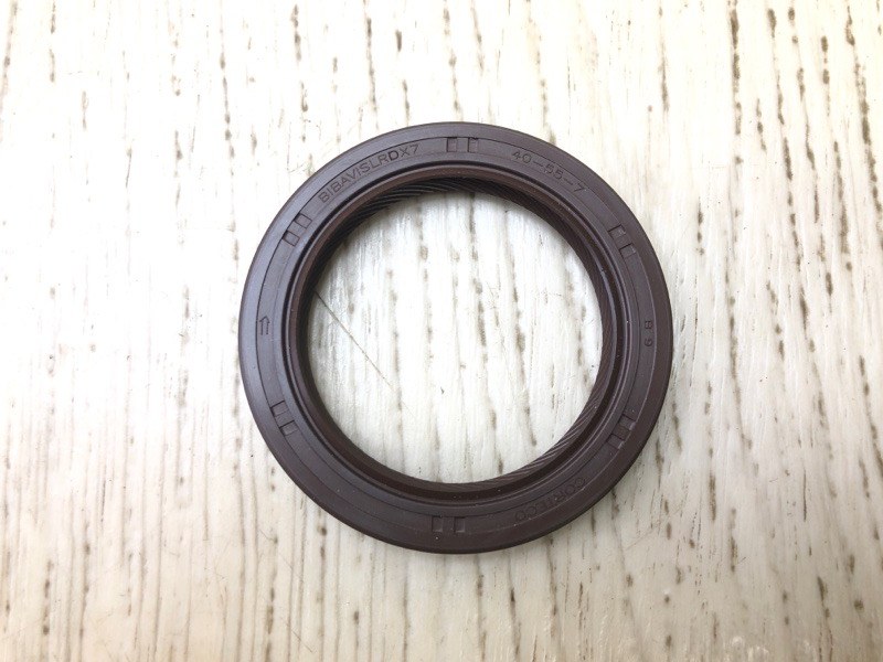 Сальник коленвала передний CAMRY 30 02-06 MCV30 1MZ-FE