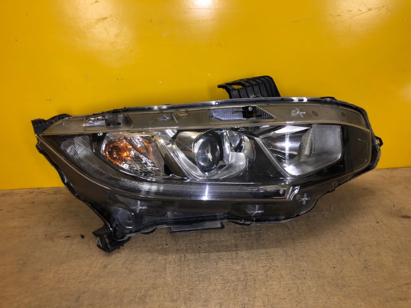 Запчасть фара правая HONDA CIVIC FC/FK 15- 33100-TBA-A01 Б/У Фара правая HONDA CIVIC FC/FK 15- 33100-TBA-A01 Б/У