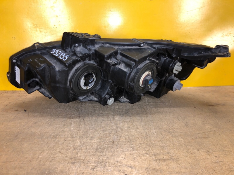 Фара правая CIVIC FC/FK 15- Фара правая CIVIC FC/FK 15-