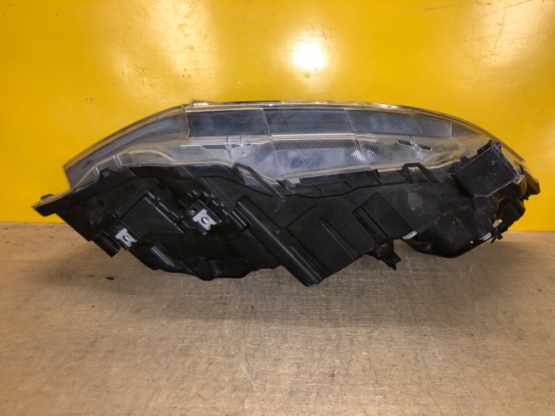 Фара левая CIVIC FC/FK 15- Фара левая CIVIC FC/FK 15-