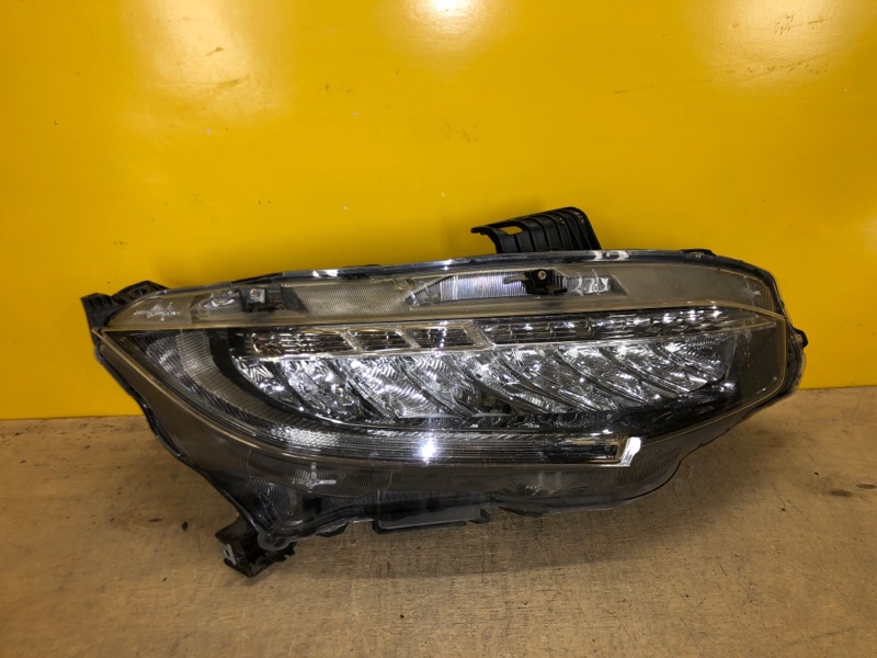 Фара правая HONDA CIVIC FC/FK 15- 33100TBAA11 Б/У