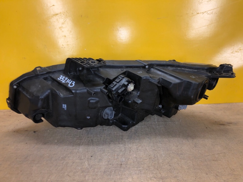 Фара правая CIVIC FC/FK 15-