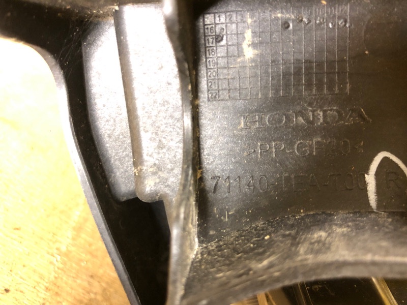 Фара правая CIVIC FC/FK 15-