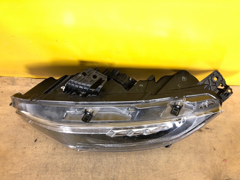 Фара левая CIVIC FC/FK 15-