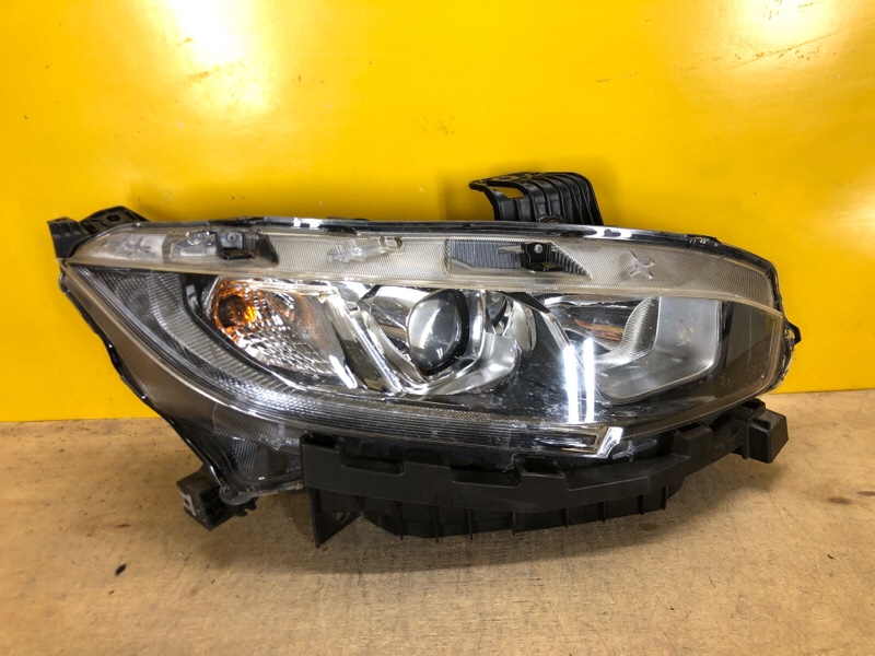 Фара правая HONDA CIVIC FC/FK 15- 33100-TBA-A01 Б/У