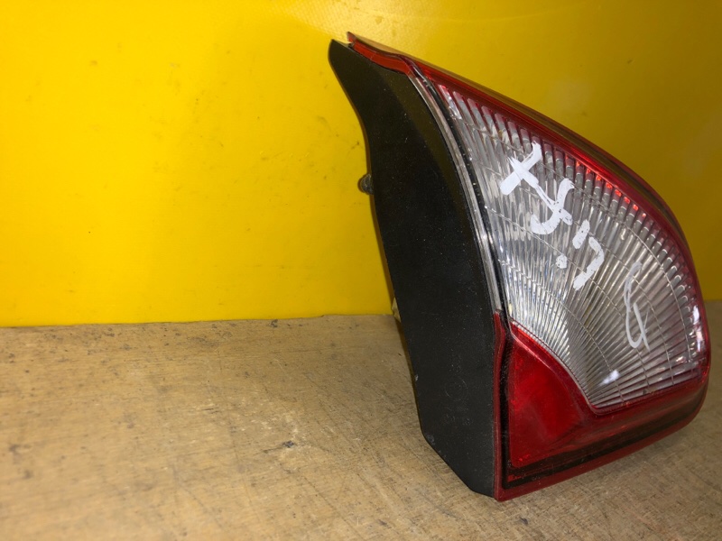 Фонарь внутренний левый NISSAN QASHQAI 07-14 Фонарь внутренний левый NISSAN QASHQAI 07-14