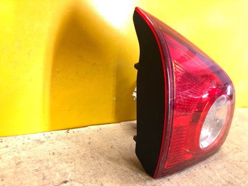 Фонарь внутренний левый NISSAN QASHQAI 07-14 Фонарь внутренний левый NISSAN QASHQAI 07-14