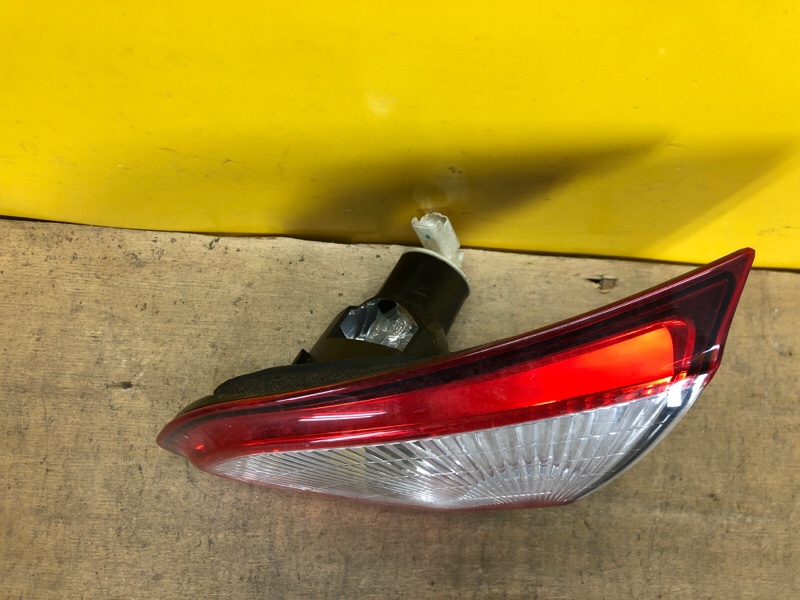 Фонарь внутренний правый QASHQAI 07-14 Фонарь внутренний правый QASHQAI 07-14