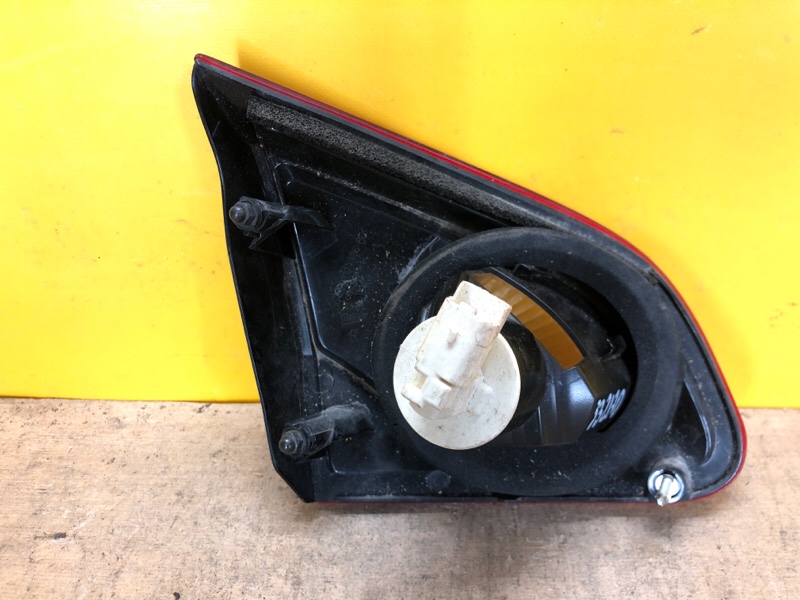 Фонарь внутренний правый QASHQAI 07-14 Фонарь внутренний правый QASHQAI 07-14