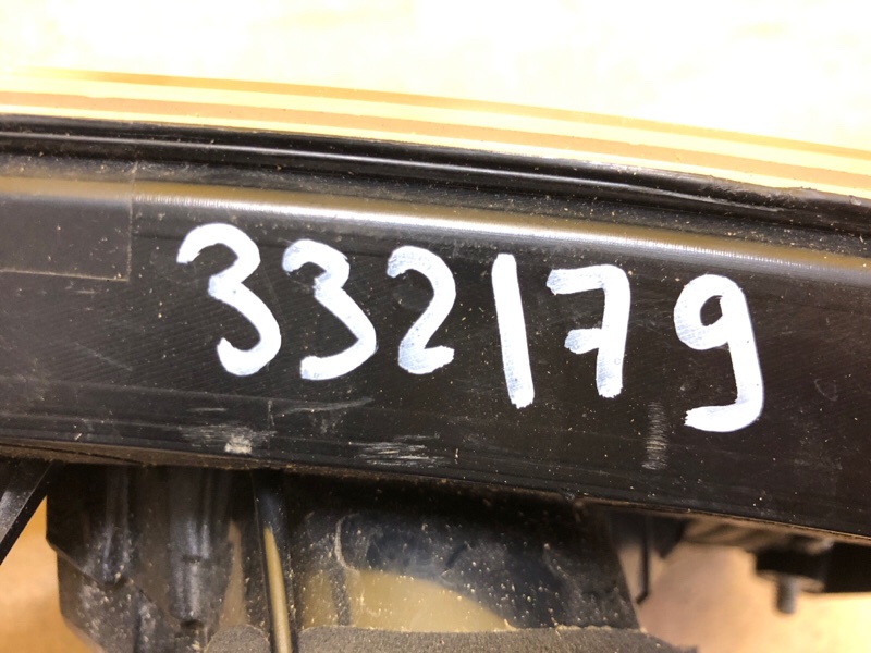 Фонарь внутренний левый OUTLANDER XL 05-13 Фонарь внутренний левый OUTLANDER XL 05-13