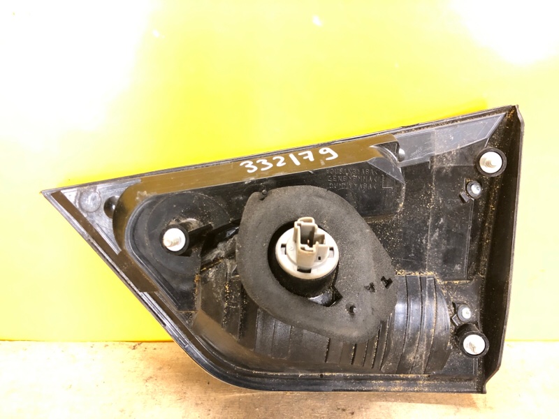 Фонарь внутренний левый OUTLANDER XL 05-13 Фонарь внутренний левый OUTLANDER XL 05-13