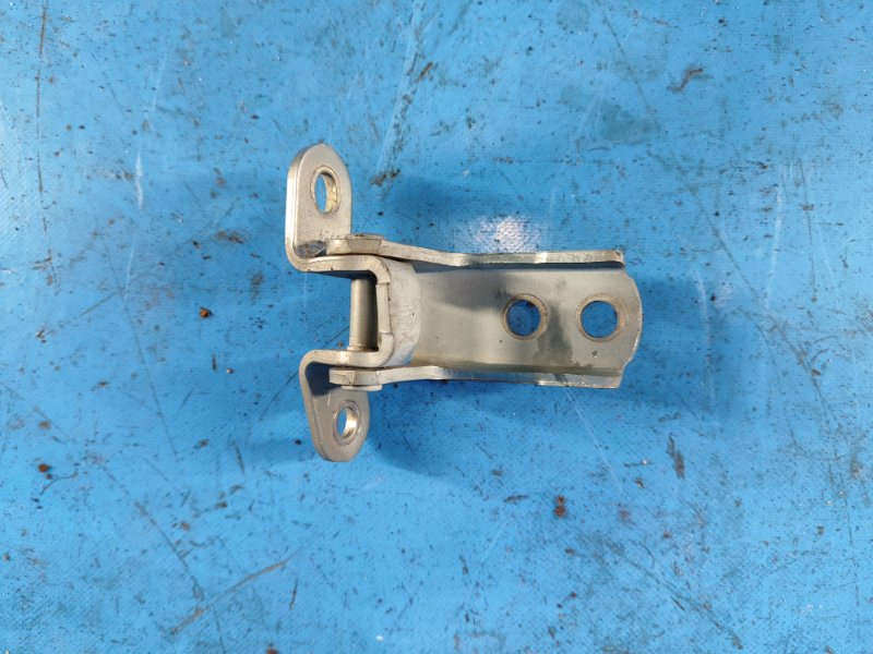 Петля двери верхняя передняя левая PRIUS - 30 09-17 2012 ZVW30 1.8 2ZRFXE